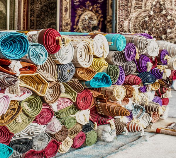 Luxury Underfoot: Discovering the Elegance of Carpets in Dubai and the UAE